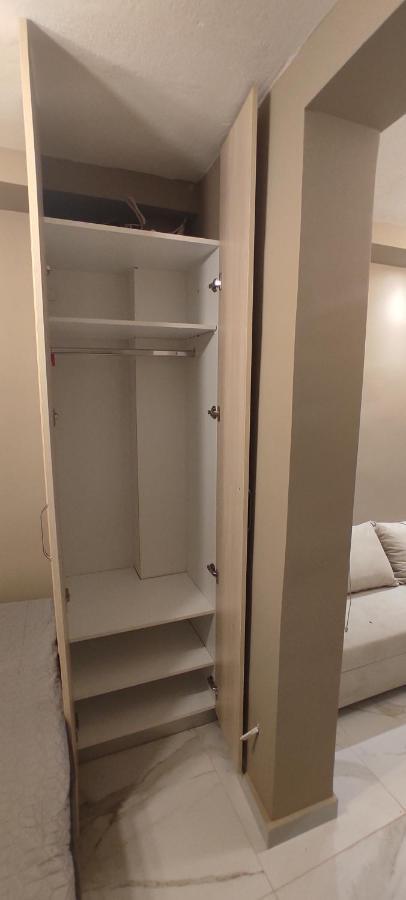 Diamond & Pearl Apartment