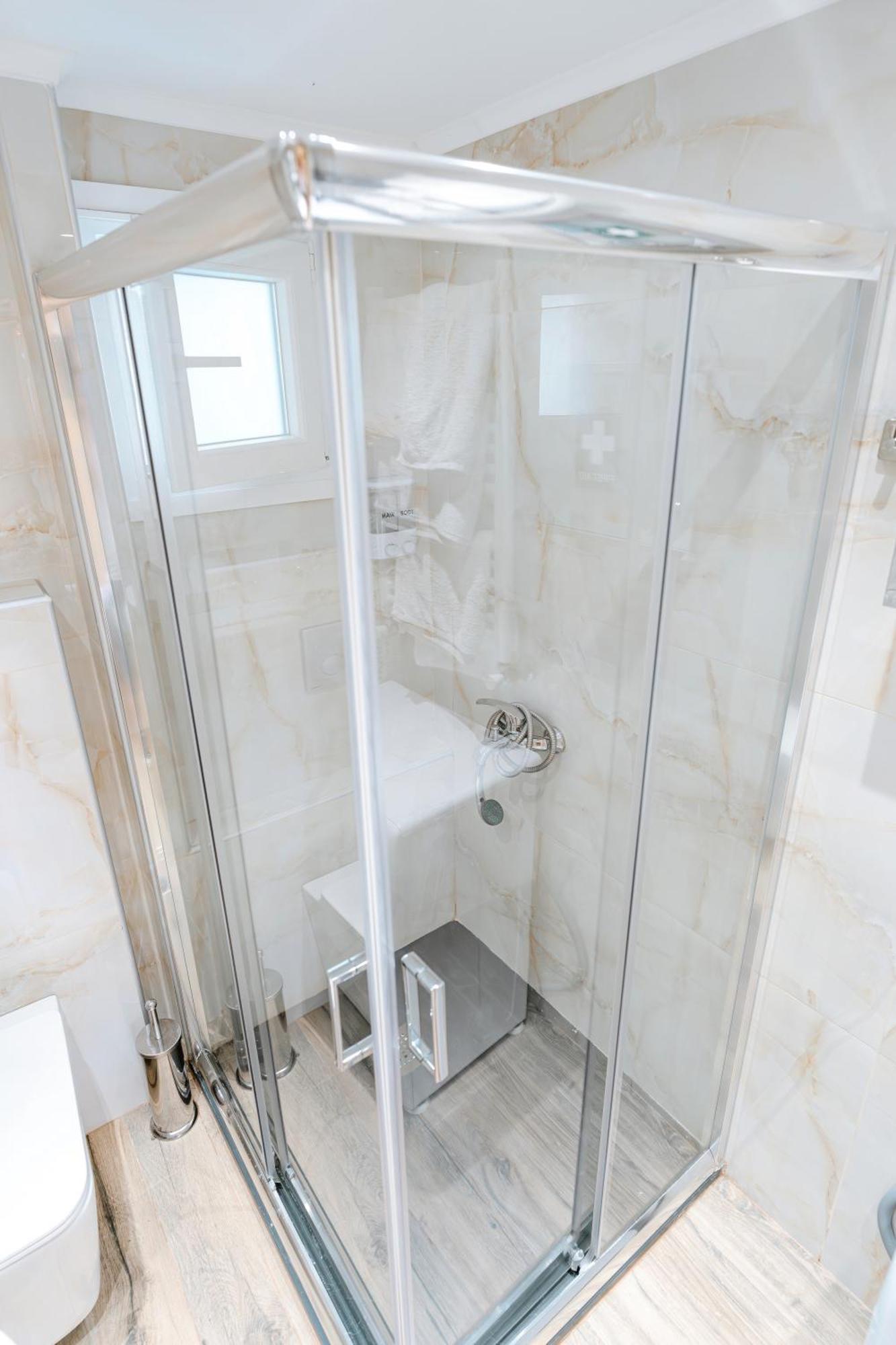 Diamond & Pearl Apartment Peraía